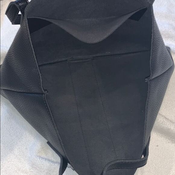 Vince Camuto black and gray striped leather tote | Sz OS - Picture 4 of 5